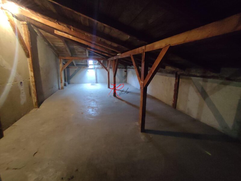 Vanzare camere/ garsoniera Primaverii